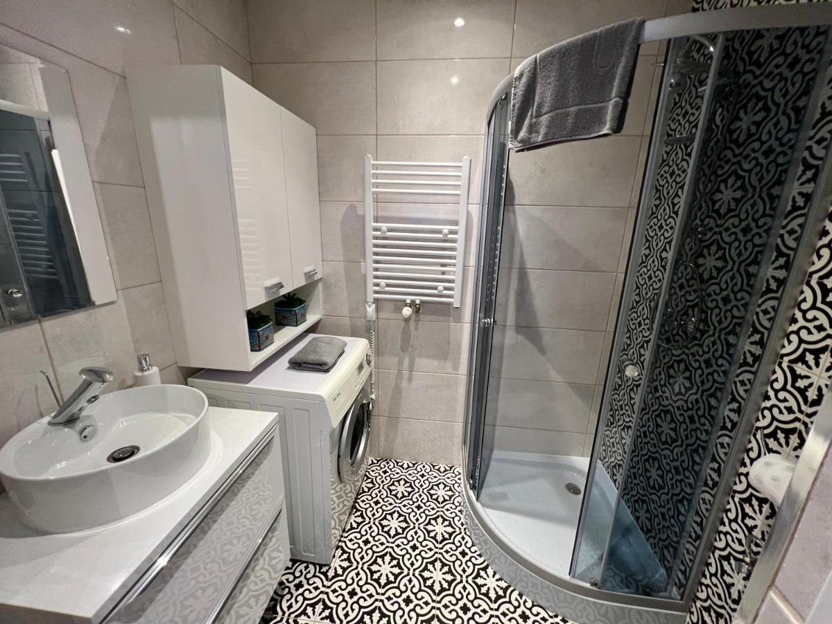 Apartamenty Koktajlove Kielce Ruang foto