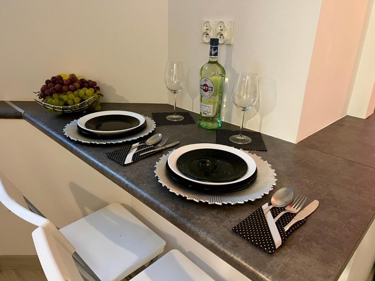 Apartamenty Koktajlove Kielce Bagian luar foto
